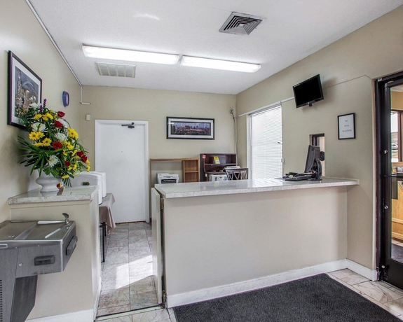 Imagen de los interiores del Hotel Rodeway Inn, Nashville - TN. Foto 13
