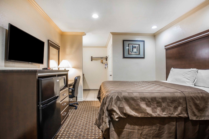 Imagen de la habitación del Hotel Rodeway Inn National City San Diego South. Foto 12