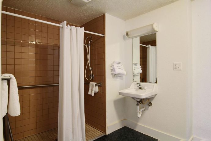 Imagen general del Hotel Rodeway Inn Near Hall Of Fame. Foto 1