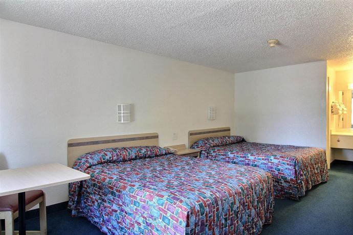 Imagen de la habitación del Hotel Rodeway Inn Near Hall Of Fame. Foto 10