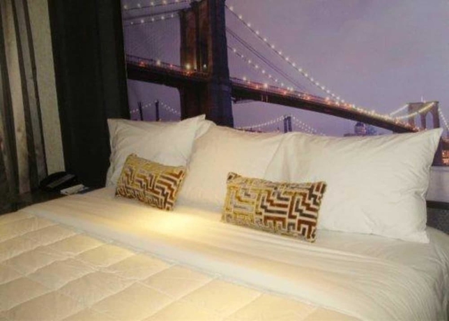 Imagen de la habitación del Hotel Rodeway Inn Near Jfk Airport. Foto 7