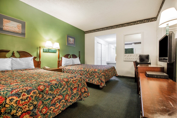 Imagen de la habitación del Hotel Rodeway Inn Near Melrose Ave. Foto 7