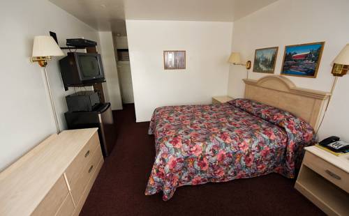 Imagen de la habitación del Hotel Rodeway Inn Near University-gateway To Yosemite. Foto 7