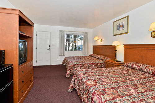 Imagen de la habitación del Hotel Rodeway Inn Near University-gateway To Yosemite. Foto 11