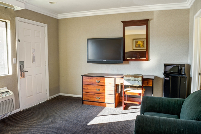Imagen de los interiores del Hotel Rodeway Inn Near Venice Beach. Foto 15