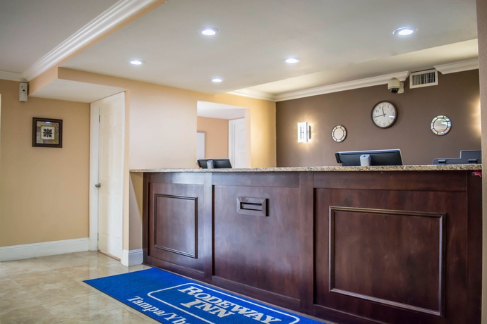 Imagen de los interiores del Hotel Rodeway Inn Near Ybor City - Casino. Foto 10