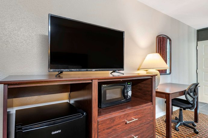 Imagen de la habitación del Hotel Rodeway Inn, New Port Richey. Foto 4