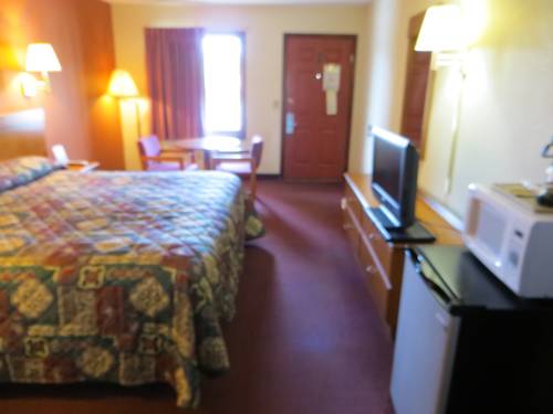 Imagen de la habitación del Hotel Rodeway Inn Norcross. Foto 5