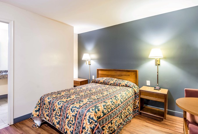 Imagen de la habitación del Hotel Rodeway Inn North Chesterfield-Richmond. Foto 7