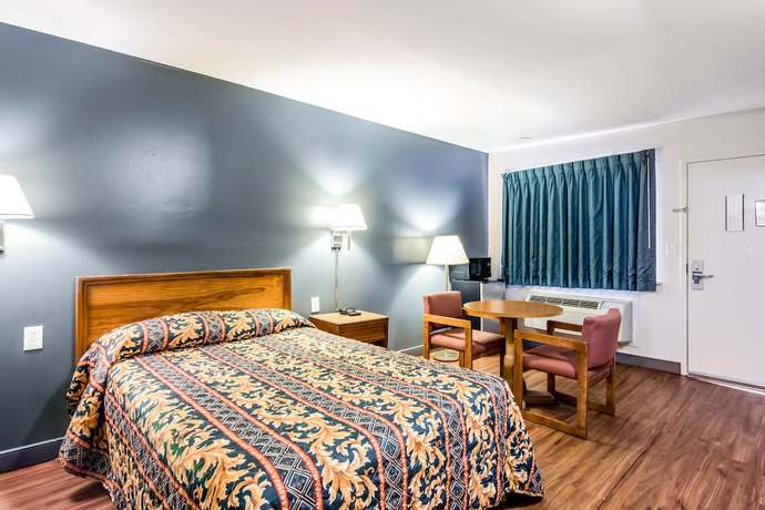 Imagen de la habitación del Hotel Rodeway Inn North Chesterfield-Richmond. Foto 14