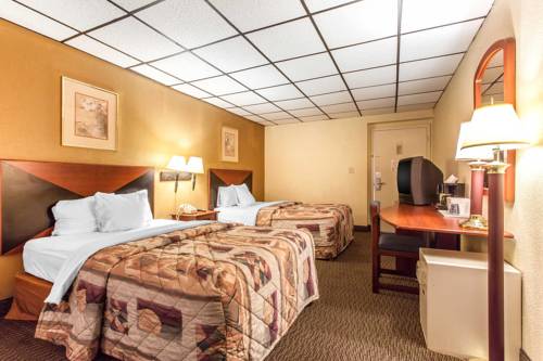 Imagen de la habitación del Hotel Rodeway Inn North, Sandusky - Cedar Point. Foto 7