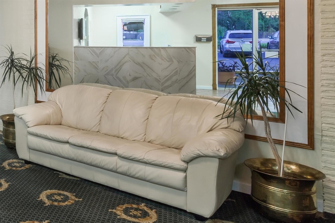 Imagen de los interiores del Hotel Rodeway Inn, Nueva orleans. Foto 13