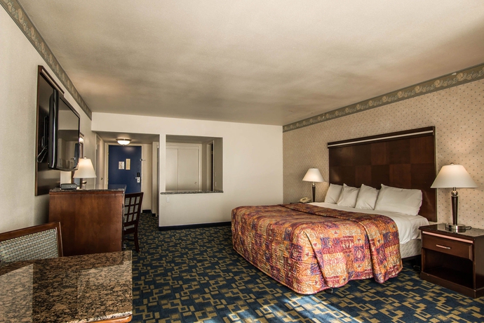 Imagen de la habitación del Hotel Rodeway Inn Oceanside Marina. Foto 6
