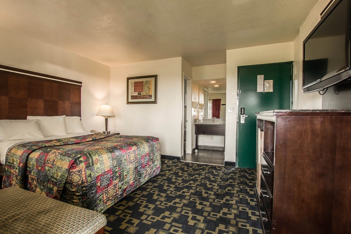 Imagen de la habitación del Hotel Rodeway Inn Oceanside Marina. Foto 10