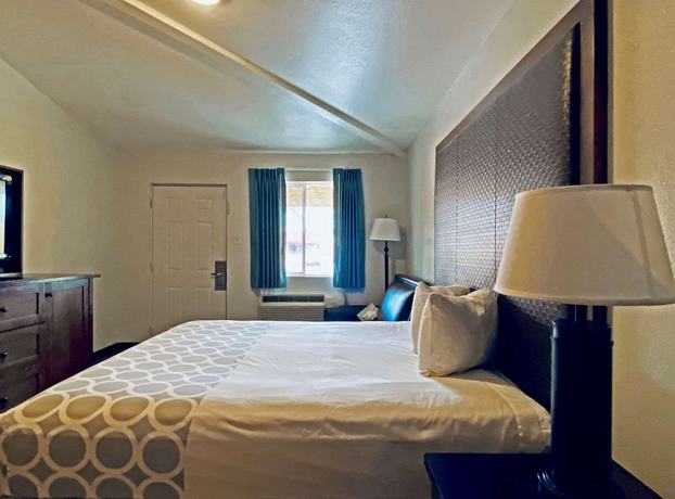 Imagen de la habitación del Hotel Rodeway Inn Old Town Scottsdale. Foto 7