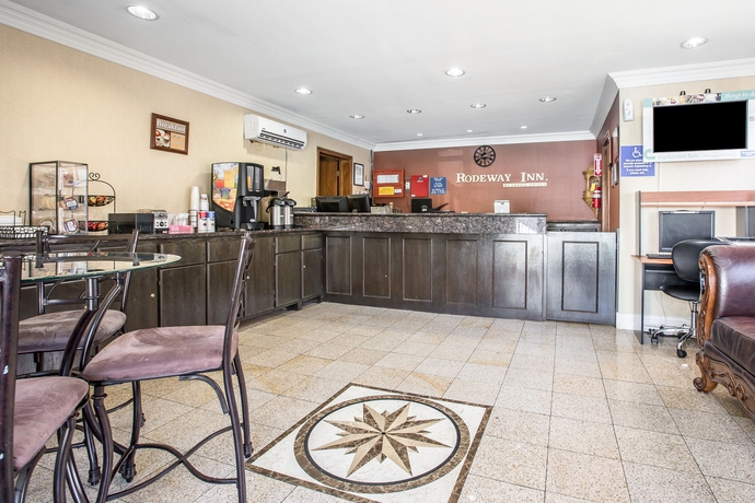 Imagen del bar/restaurante del Hotel Rodeway Inn Old Town Temecula. Foto 6
