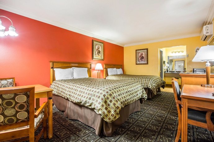 Imagen de la habitación del Hotel Rodeway Inn Old Town Temecula. Foto 12