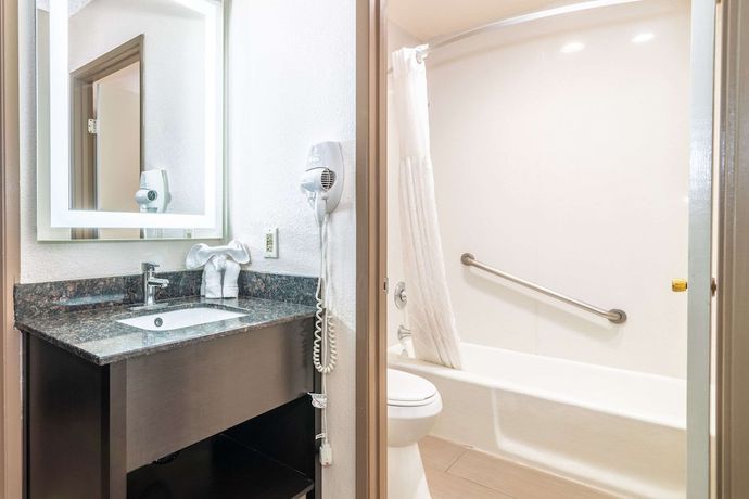 Imagen de la habitación del Hotel Rodeway Inn On Historic Route 66. Foto 3