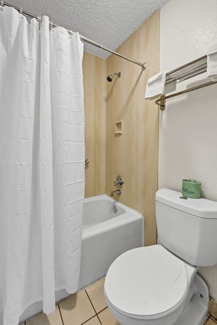 Imagen de la habitación del Hotel Rodeway Inn Orange Park - Jacksonville near Naval Air Station. Foto 13