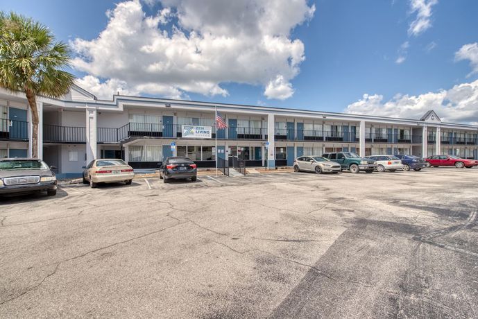 Imagen general del Hotel Rodeway Inn Orange Park - Jacksonville near Naval Air Station. Foto 2