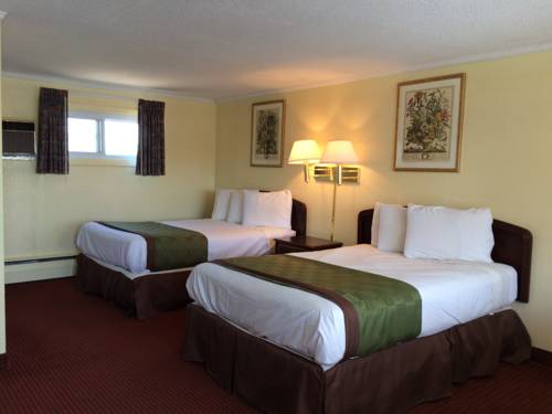 Imagen de la habitación del Hotel Rodeway Inn Orleans - Cape Cod. Foto 10
