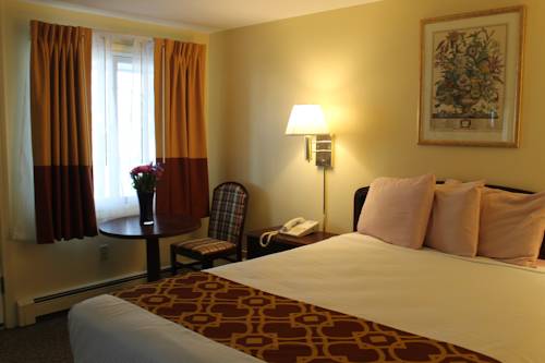 Imagen de la habitación del Hotel Rodeway Inn Orleans - Cape Cod. Foto 11