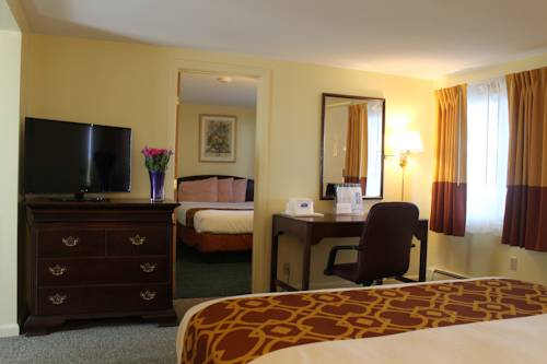 Imagen de la habitación del Hotel Rodeway Inn Orleans - Cape Cod. Foto 12