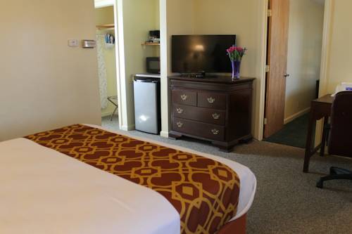 Imagen de la habitación del Hotel Rodeway Inn Orleans - Cape Cod. Foto 13