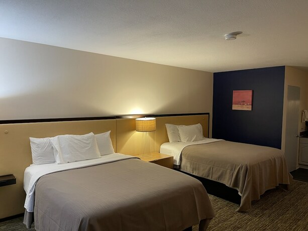 Imagen general del Hotel Rodeway Inn Oscoda, MI. Foto 5