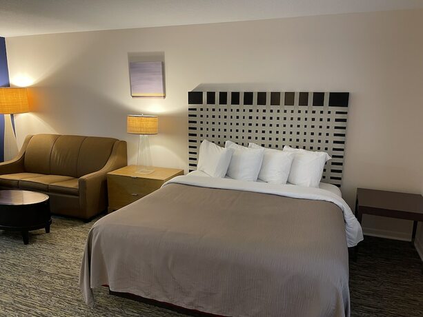 Imagen general del Hotel Rodeway Inn Oscoda, MI. Foto 13