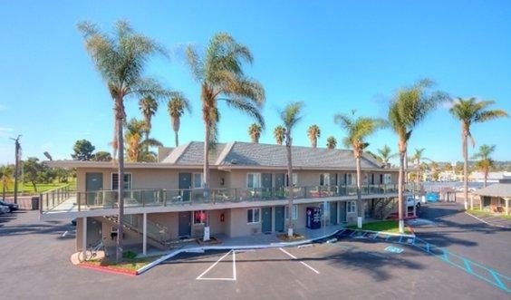 Imagen de los exteriores del Hotel Rodeway Inn Pacific Beach. Foto 7