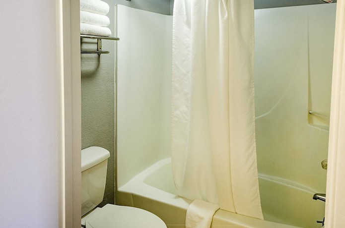 Imagen de la habitación del Hotel Rodeway Inn Panama City. Foto 4