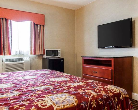 Imagen de la habitación del Hotel Rodeway Inn, Paterson. Foto 9