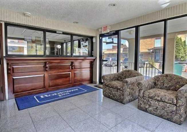 Imagen de los interiores del Hotel Rodeway Inn, Paterson. Foto 19
