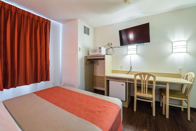 Imagen de la habitación del Hotel Rodeway Inn, Pine Grove. Foto 6