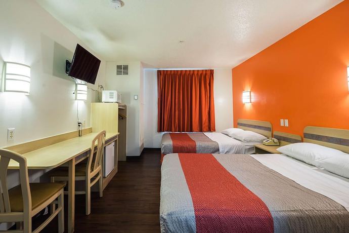 Imagen de la habitación del Hotel Rodeway Inn, Pine Grove. Foto 11