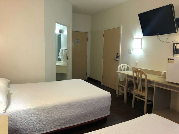 Imagen de la habitación del Hotel Rodeway Inn, Pine Grove. Foto 12