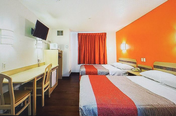 Imagen de la habitación del Hotel Rodeway Inn, Pine Grove. Foto 13