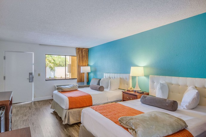 Imagen de la habitación del Hotel Rodeway Inn Port Richey North. Foto 6