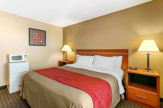 Imagen de la habitación del Hotel Rodeway Inn Rapid City. Foto 2