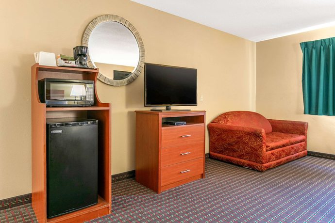 Imagen de la habitación del Hotel Rodeway Inn Rapid City. Foto 18