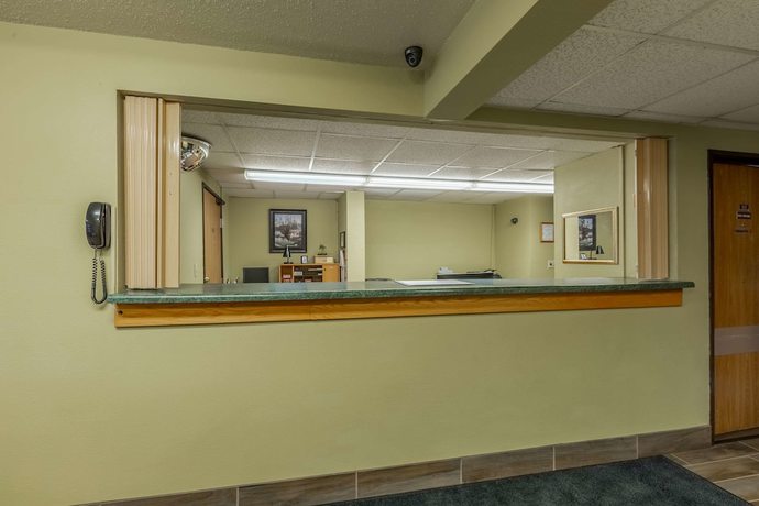 Imagen de los interiores del Hotel Rodeway Inn, Rhinelander. Foto 16