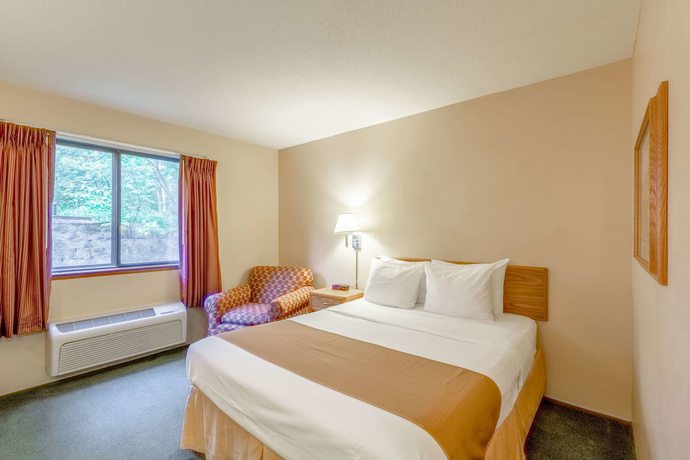 Imagen de la habitación del Hotel Rodeway Inn, Rhinelander. Foto 10