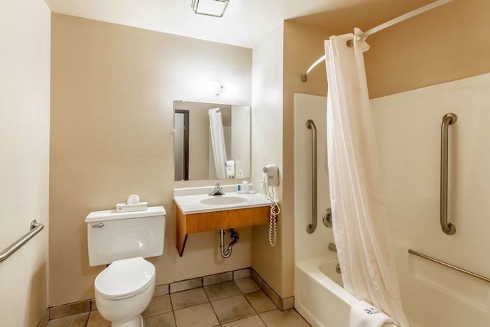 Imagen de la habitación del Hotel Rodeway Inn, Rhinelander. Foto 14