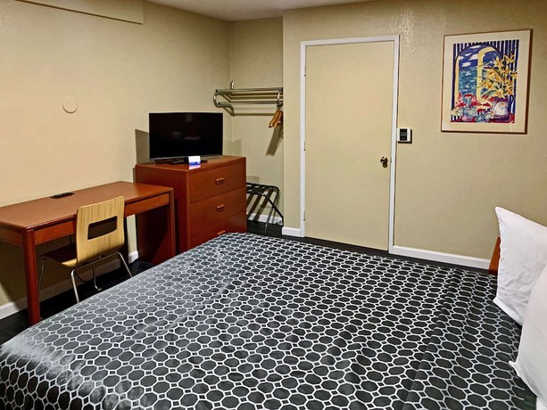 Imagen de la habitación del Hotel Rodeway Inn Sacramento - University Area. Foto 4
