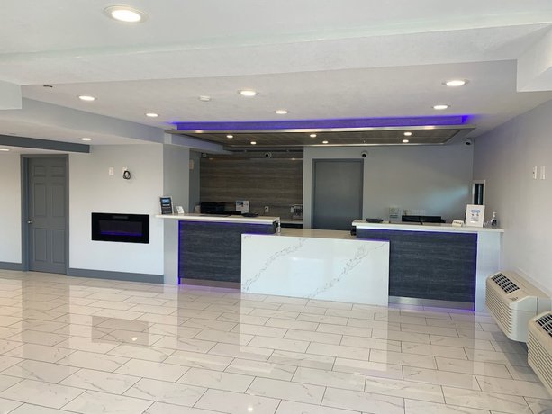 Imagen de los interiores del Hotel Rodeway Inn Sacramento - University Area. Foto 17