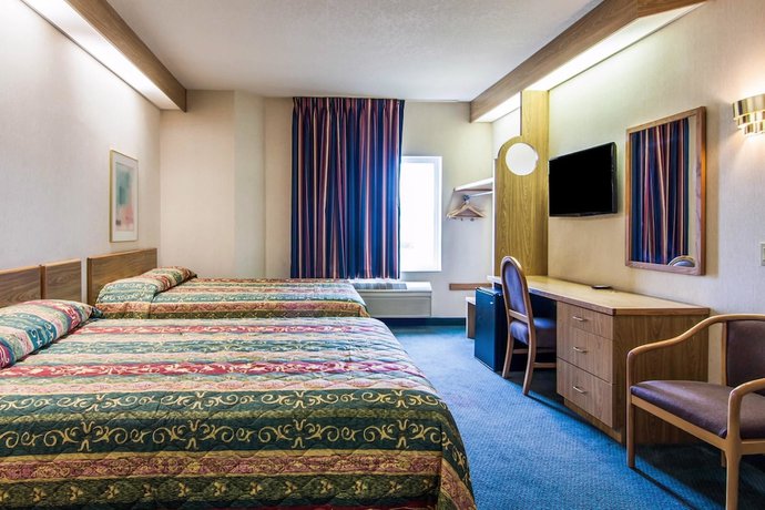 Imagen de la habitación del Hotel Rodeway Inn Salem. Foto 4