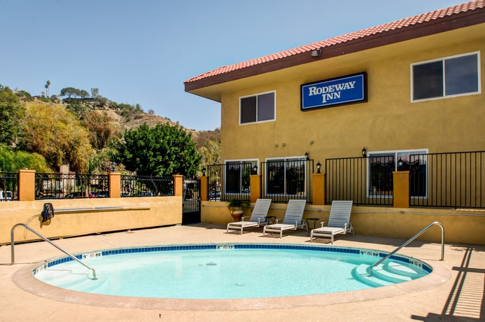 Imagen de la piscina del Hotel Rodeway Inn San Diego Near Sdsu. Foto 11