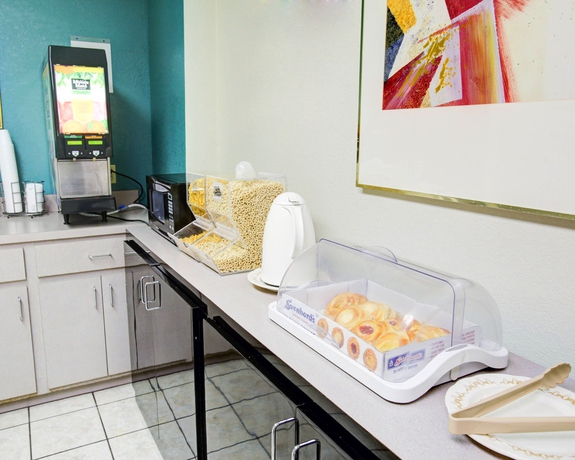 Imagen del bar/restaurante del Hotel Rodeway Inn, San Marcos. Foto 6