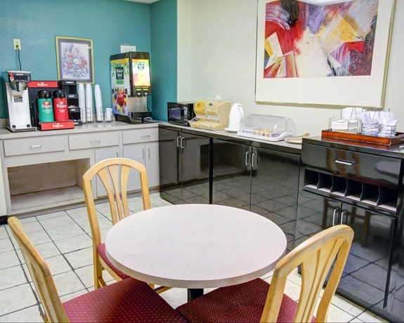 Imagen del bar/restaurante del Hotel Rodeway Inn, San Marcos. Foto 8